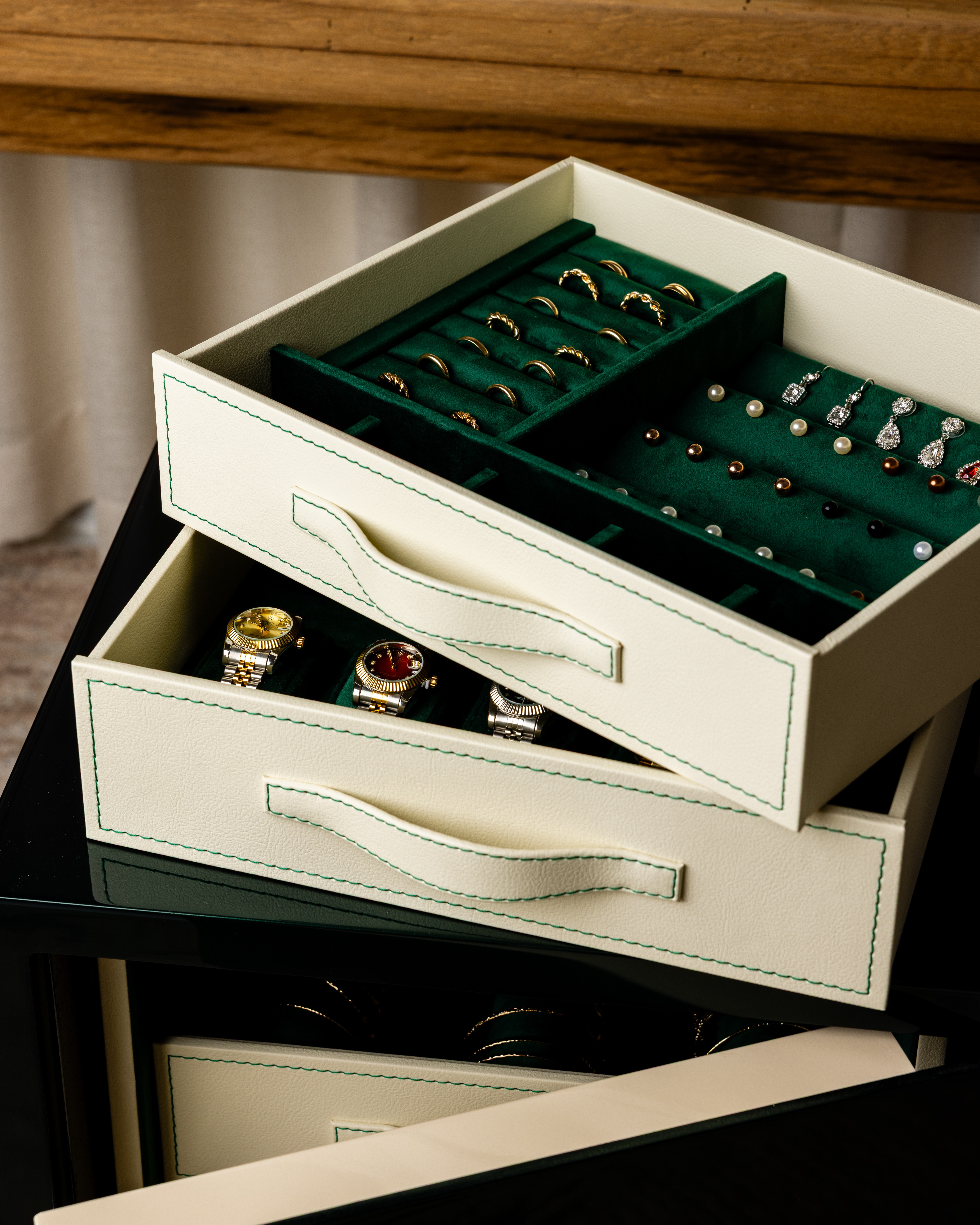 Luxuria jewellery safe — customisation options and finishes